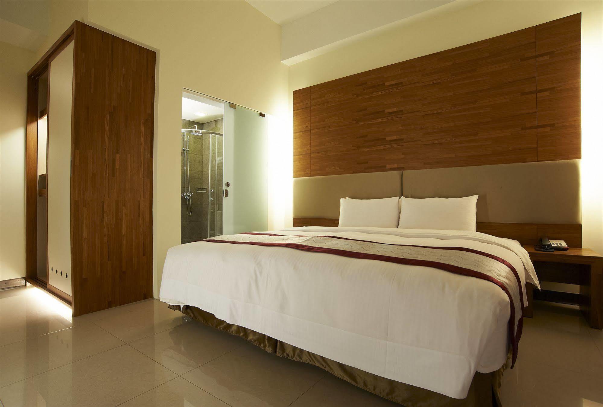 Master Hotel Тайбэй Экстерьер фото